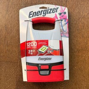 Red charging camping lantern 150 hours run time run runs on 4D battery
